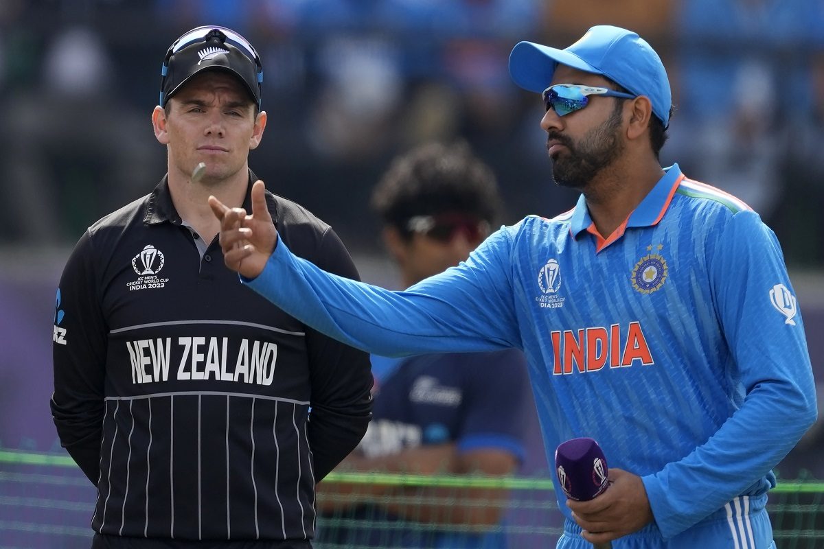 रोहित सिक्का दूर की ओर क्यों उछालते हैं? PAK क्रिकेटर के दावे में कितनी सच्चाई