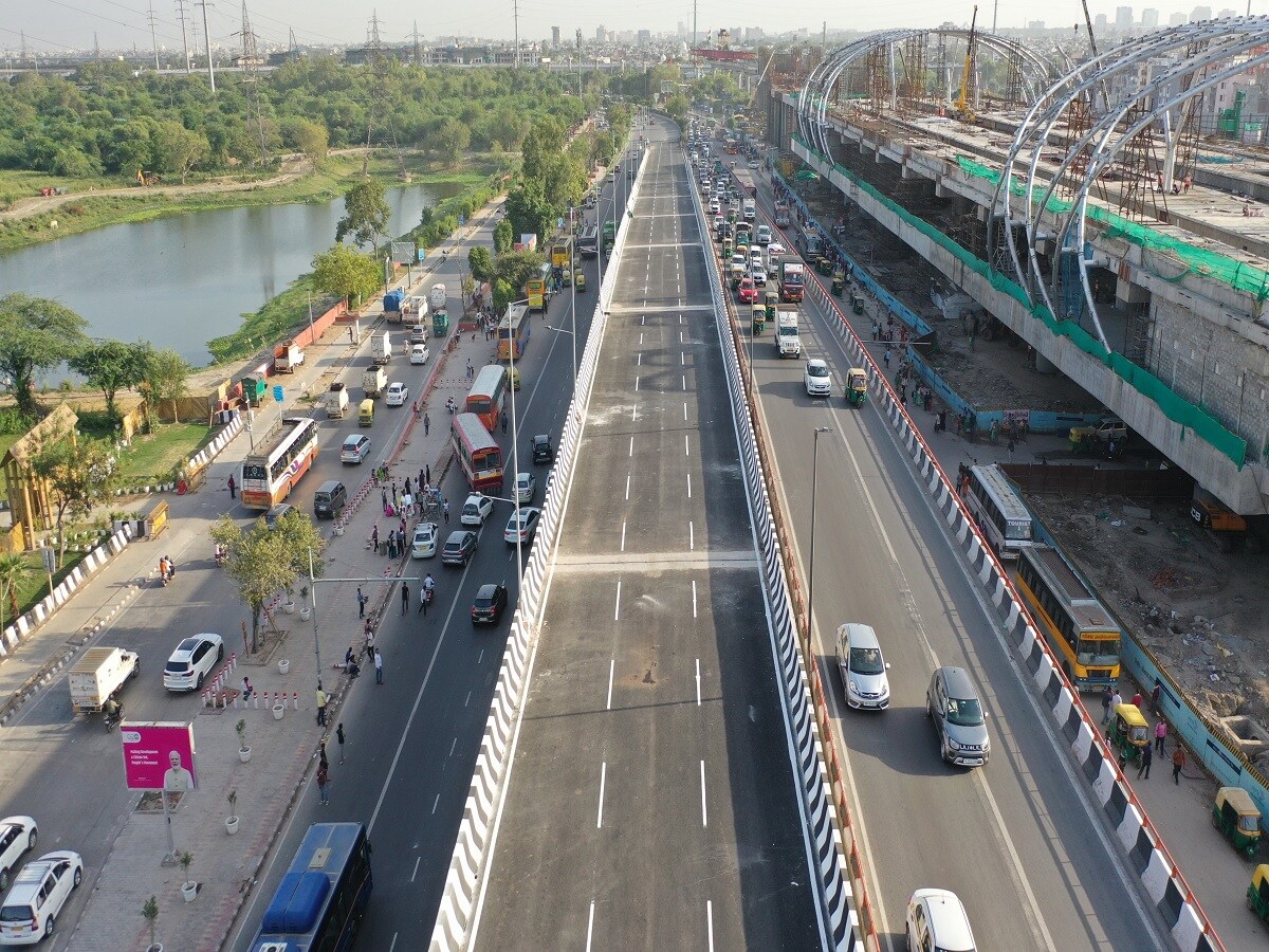 Sarai Kale Khan flyover, CM Kejriwal inaugurates new flyover, Delhi traffic News, Delhi CM Arvind Kejriwal news, T-junction will be signal free in sarai kale khan, Delhi news updates, सराय काले खां फ्लाईओवर सिग्नल फ्री, अरविंद केजरीवाल, रिंग रोड, आइटीओ, यमुनापार, राजस्थान, हरियाणा, यूपी, उत्तराखंड, पंजाब, ट्रैफिक अपडेट दिल्ली, सीएम अरविंद केजरीवाल