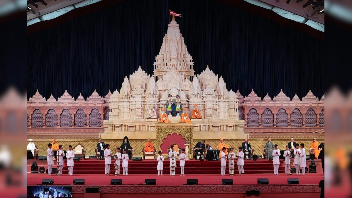 अमेरिका में हुआ सबसे बड़े हिंदू मंदिर अक्षरधाम का उद्घाटन, साल 2011 में…-Akshardham, the largest Hindu temple in America, was inaugurated in the year 2011…