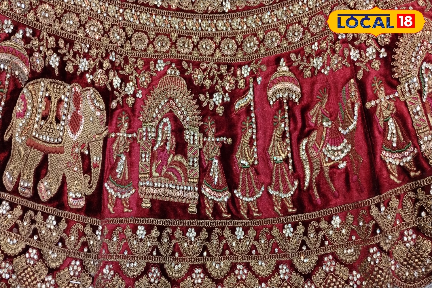 Designer Manish Malhotra's latest collection Nooraniat, Kriti sets fashion  goals in a traditional red bridal lehenga with zardozi work | मॉडर्न ब्राइड  के लिए इंस्पिरेशन: डिजाइनर मनीष मल्होत्रा का ...