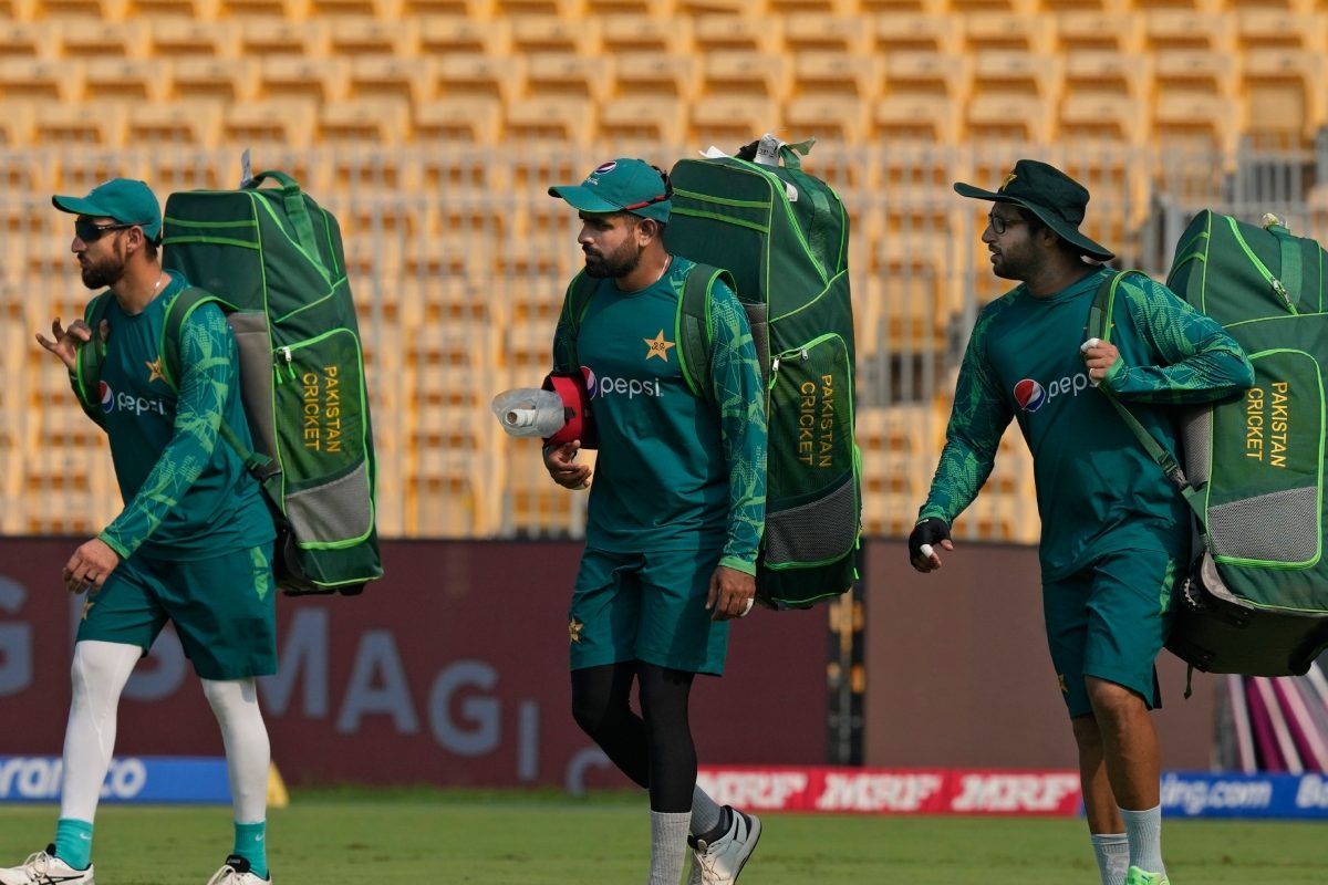 क्या पाकिस्तान सेमीफाइनल में बना पाएगा अपनी जगह, टॉस पर टिकी किस्मत