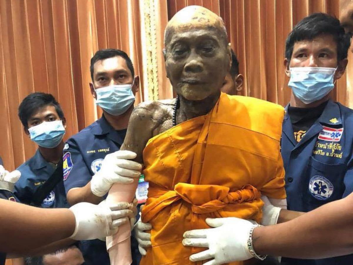 Dead Buddhist monk (1)-2023-11-a0f6cd59bddffbf5554e88eb51da3c7b