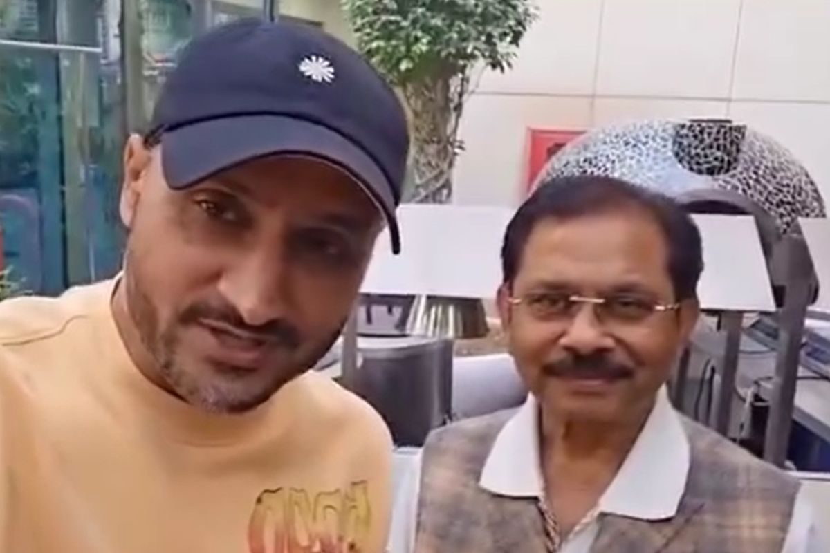 लोहरदगा में नया क्रिकेट स्टेडियम तैयार, सहवाग और हरभजन से जुड़ेगा कनेक्‍शन