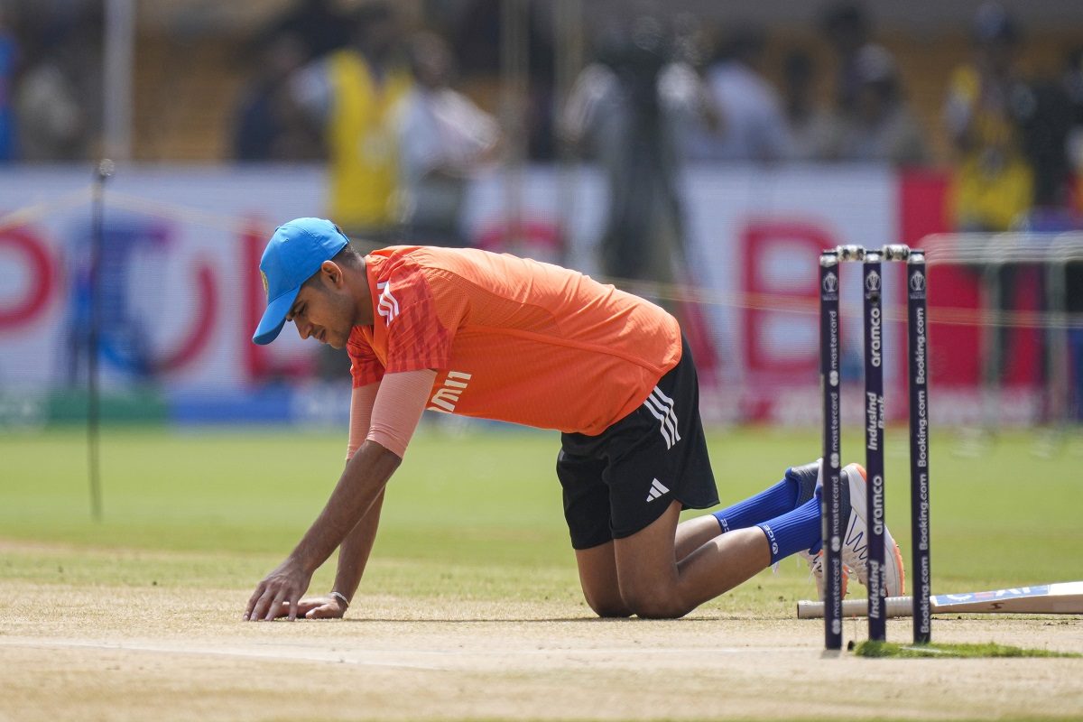 मुंबई की पिच पर क्यों हो रही माथापच्ची, क्या कहता है आईसीसी का नियम?