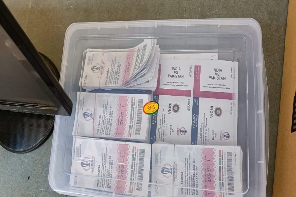 वर्ल्डकप फाइनल में फर्जी टिकट का 'खेल', इन 4 स्टेप से चेक करें असली है या नकली