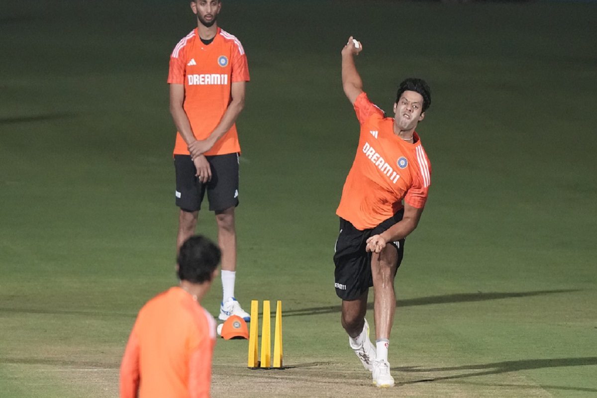 Ind vs Aus: पहला टी20 खेलने उतरी भारतीय टीम, रिंकू, जायसवाल को मिला मौका