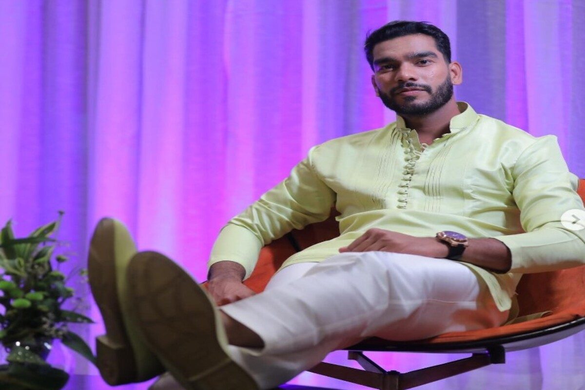 टीम इंडिया के क्रिकेटर वेंकटेश अय्यर की सगाई, पोस्‍ट किया शानदार फोटो