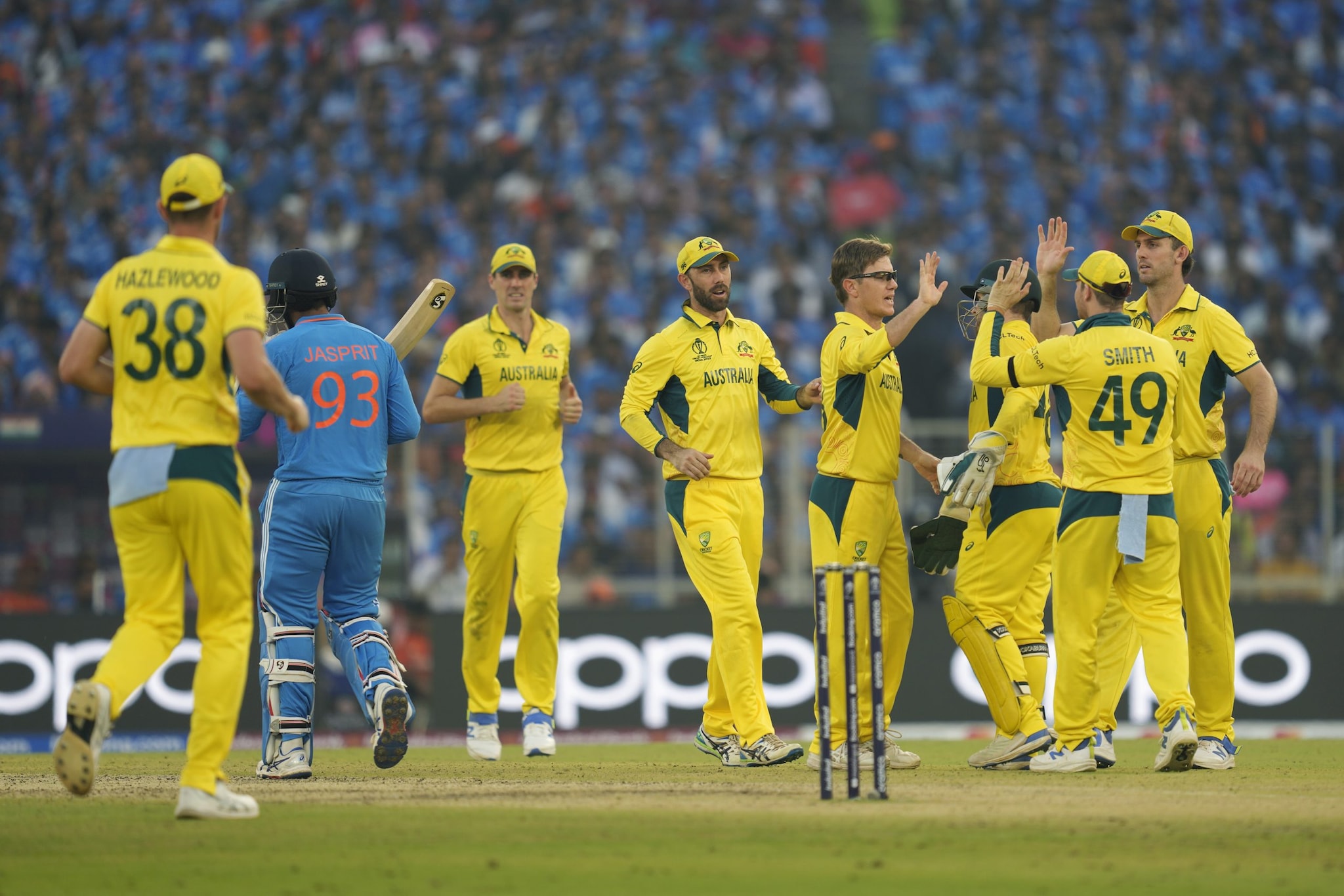 IND vs AUS: ऑस्ट्रेलिया को टीम इंडिया से मिली 2 हार, अब बदल डाले 6 खिलाड़ी