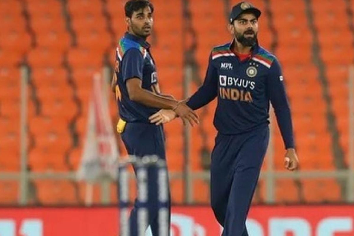 भुवनेश्वर कुमार के करियर पर लग रहा विराम, पूर्व ओपनर ने किया साफ