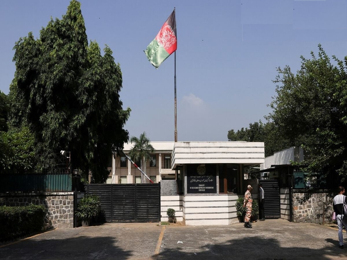 अफगानिस्तान ने दिल्ली में अपना दूतावास हमेशा के लिए बंद किया, फैसले की वजह  भी बताई - Afghanistan announces permanent shuts down embassy in delhi cites  challenges from indian government ...