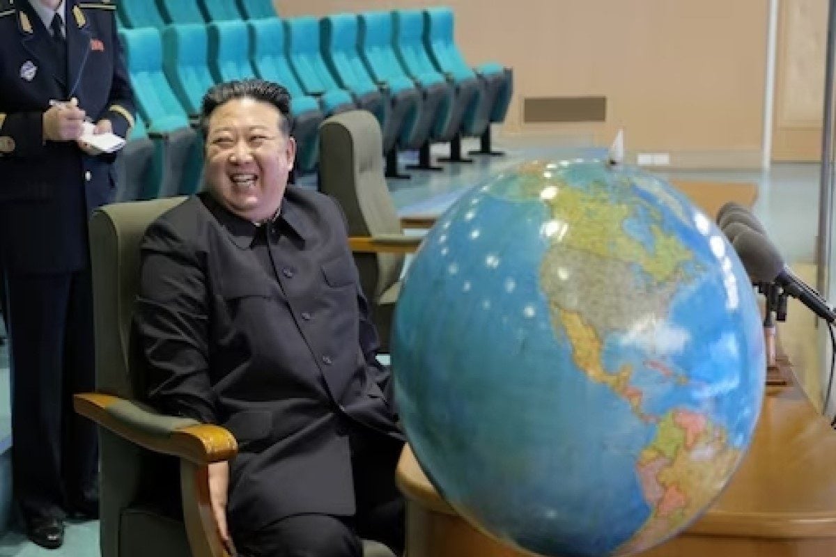 सनक गया तानाशाह किम जोंग, अमेरिका को भी लगने लगा डर, बम छोड़िये दाग दी मिसाइल