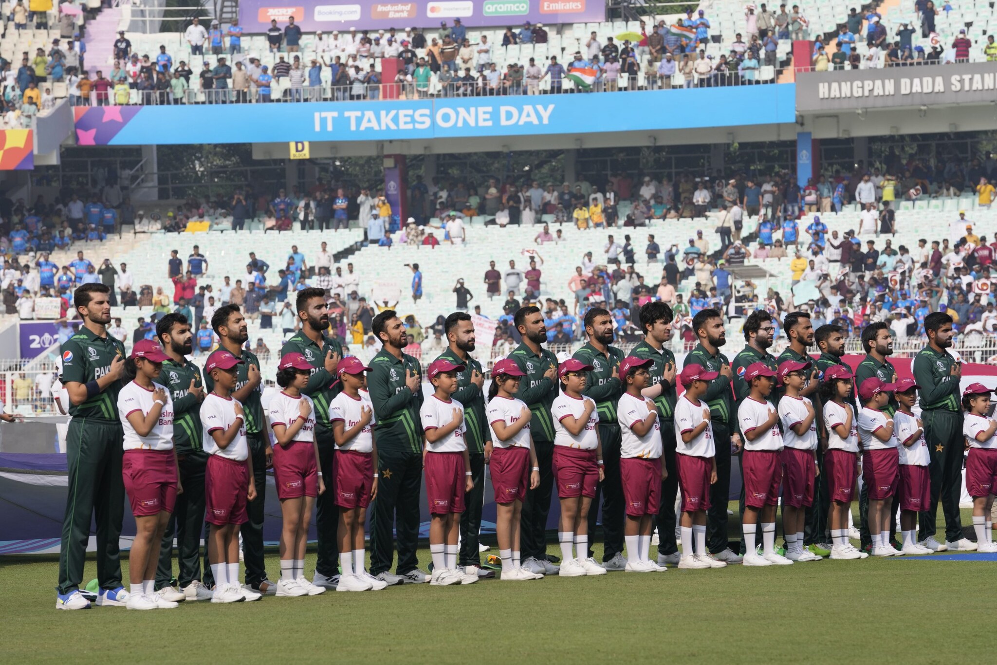 पाकिस्तान ने बनाया शर्मनाक रिकॉर्ड, 12 साल से सेमीफाइनल तक में नहीं पहुंची टीम