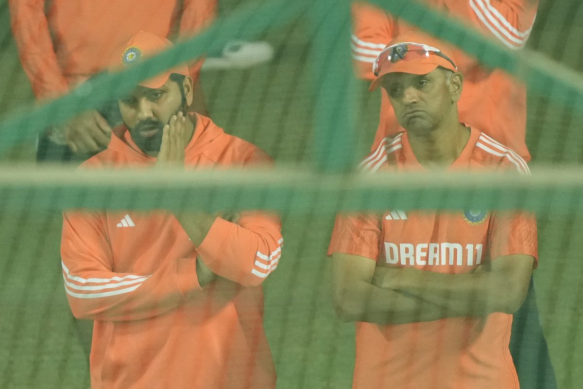 ऑस्ट्रेलिया के सामने बड़ी-बड़ी टीमों का निकला दम, फाइनल में नहीं बने 300 रन