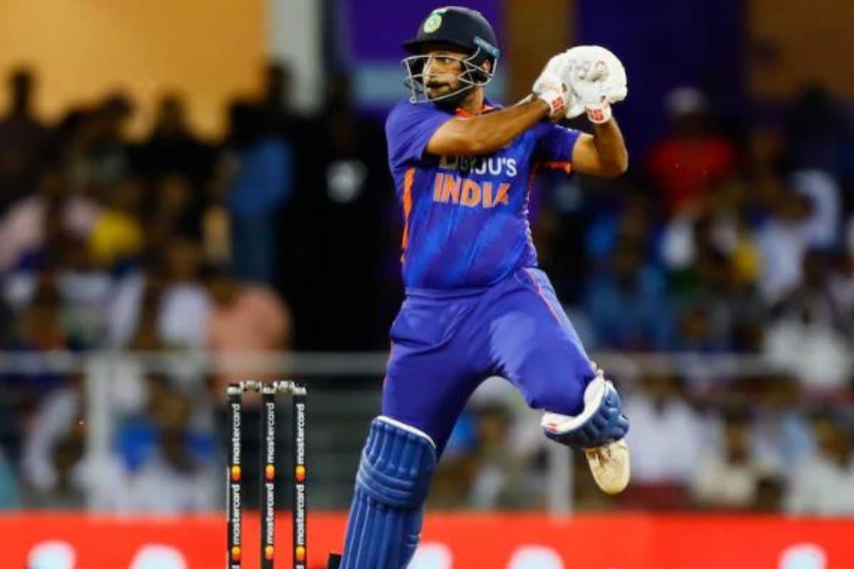 संजू ने शतक जड़ पेश किया टी20 वर्ल्‍डकप के लिए दावा, सिलेक्‍टर्स की बढ़ी उलझन