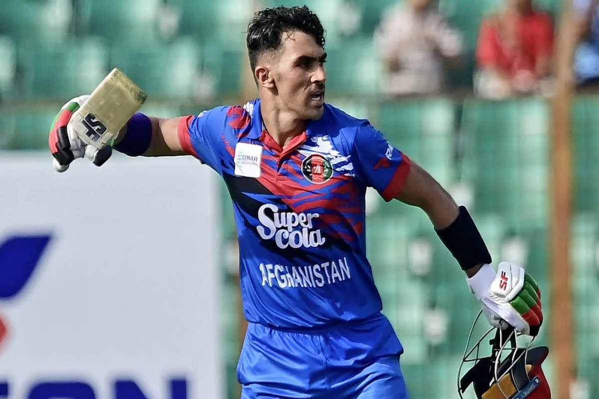 IPL से पहले KKR के लिए खुशखबरी, धाकड़ बल्लेबाज ने T20I में जड़ा पहला शतक