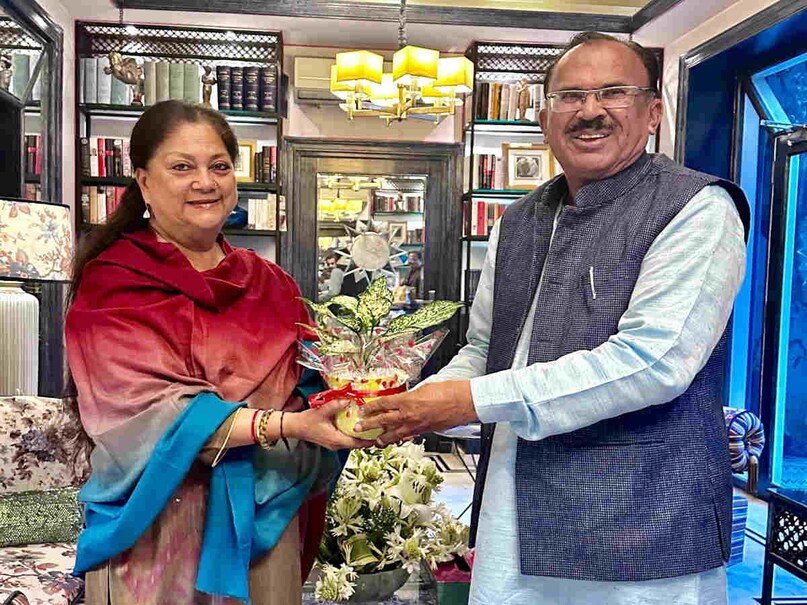 Senn Raje Vasundhara Raje: जयपुर में बिता रही हैं फुर्सत के पल, बीजेपी नेता पहुंच ...