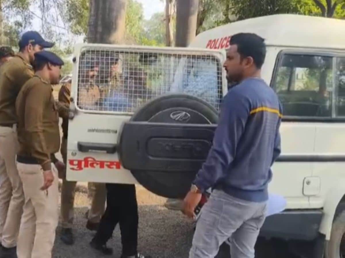 police third degree theory, third order theory of police mind, Physical abuse, beating, slapping, punching, kicking, pulling nails, physical violence, electric shock on sensitive areas, using hot objects, hot water, chemicals burn, skin, criminal prisoner, techniques, थर्ड डिग्री, दिल्ली पुलिस, संसद में हमला आतंकवादी हमला, थर्ड डिग्री थ्योरी