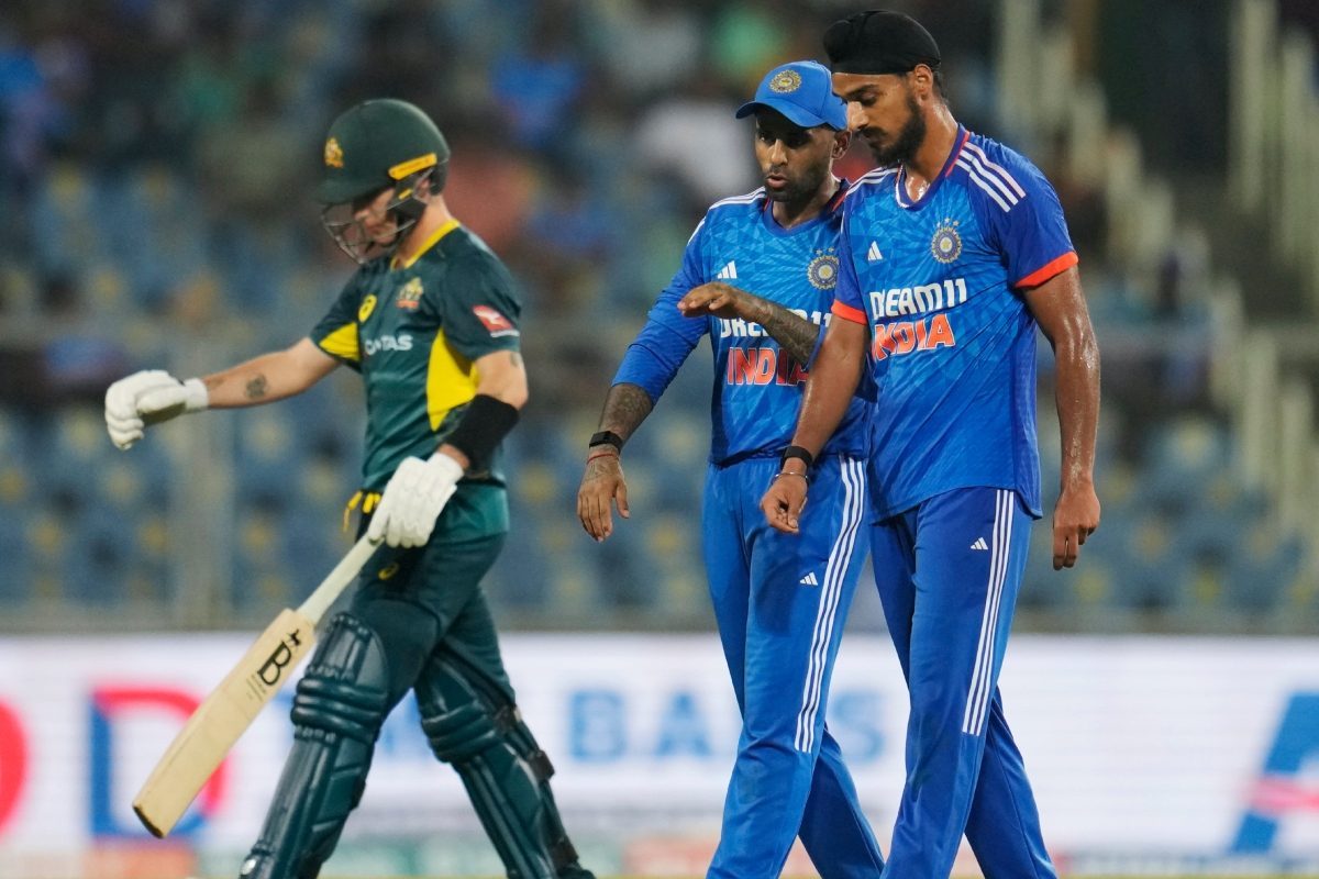 घर पर साल का आखिरी मैच खेलने उतरेगा भारत, प्लेइंग 11 में होगा बदलाव!