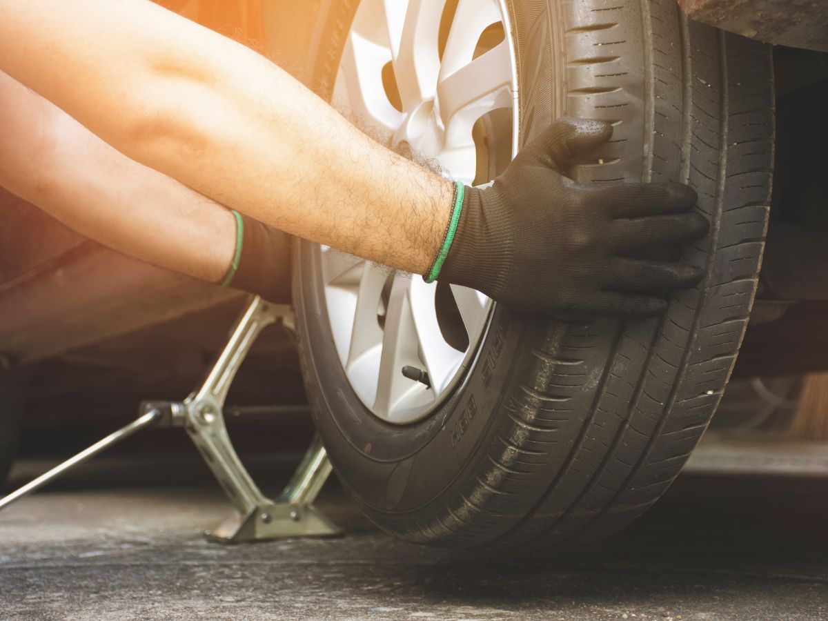 5 things must be kept in the car, 5 important things must be kept in the car, essential accessories for the car, essential tools for the car, car owner must keep these 5 things in the car