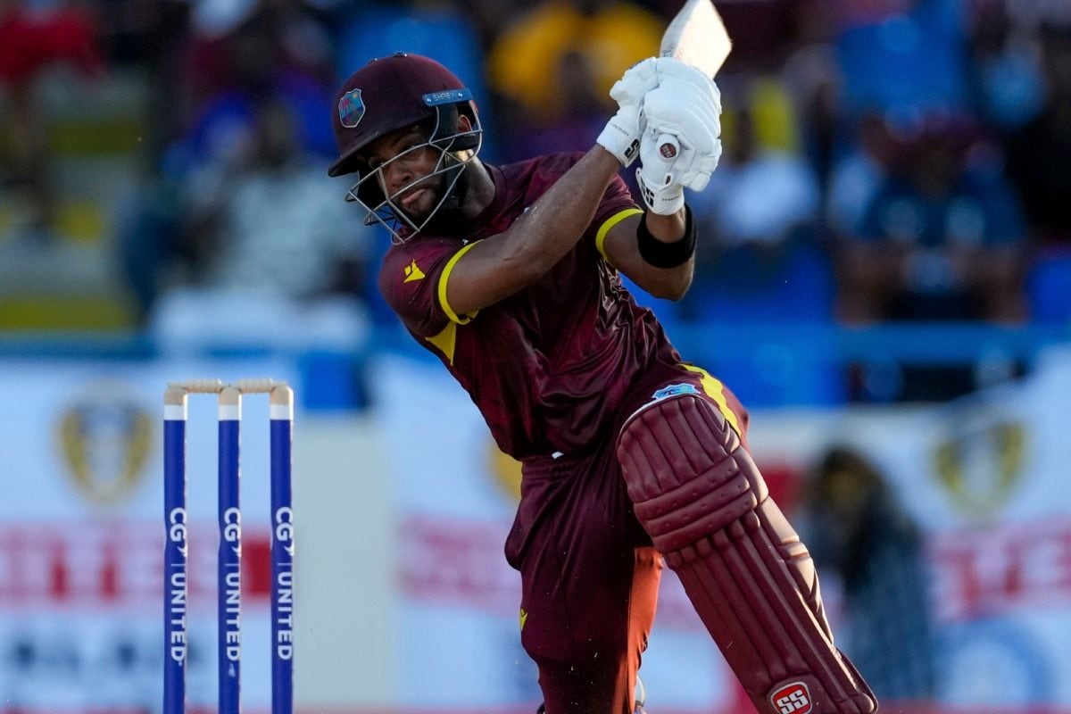 'एमएस धोनी की वो बात...' शाई होप ने सेंचुरी जड़ने के बाद माही को किया याद