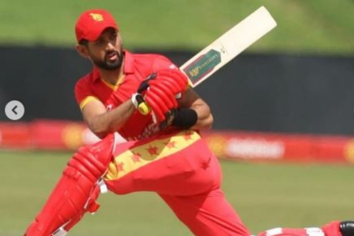 टी20 में रोमांच की सारी हदें पार... आखिरी गेंद पर हुआ फैसला, रजा बने 'सिकंदर'