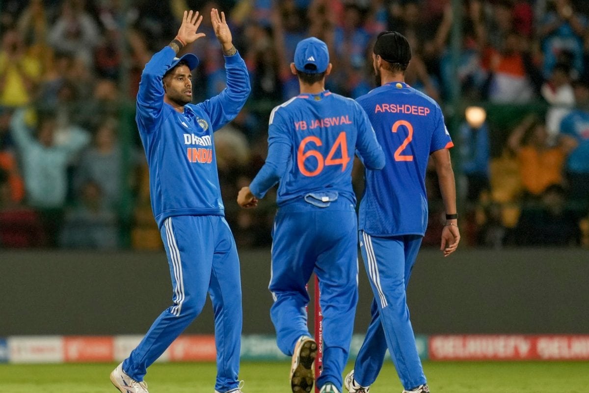 बेंच गर्म करते रहे टीम इंडिया के 2 खिलाड़ी, कप्तान SKY ने नहीं दिया मौका