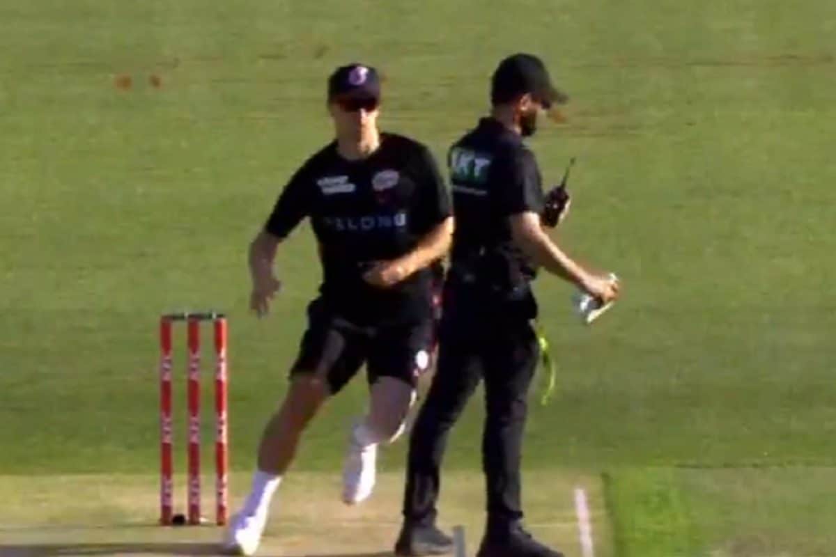 IPL 2024 का 1.5 करोड़ी पर लगा 4 मैच का बैन, विराट की टीम में हुई थी एंट्री