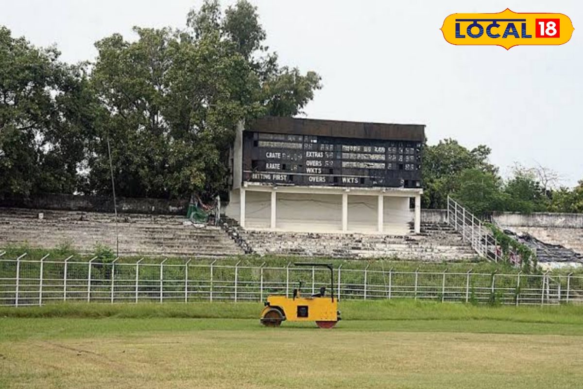 बिहार-मुंबई के बीच देखना है रणजी मुकाबला? स्टेडियम में ऐसे मिलेगी एंट्री