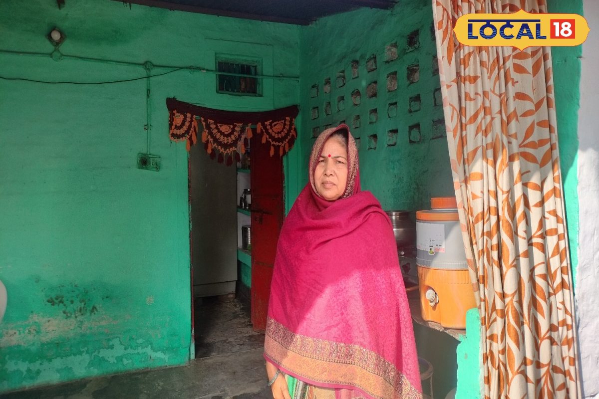 5 लगातार छक्के लगाकर बना स्टार, फिर भी माता-पिता रहते हैं टूटे-फूटे मकान में