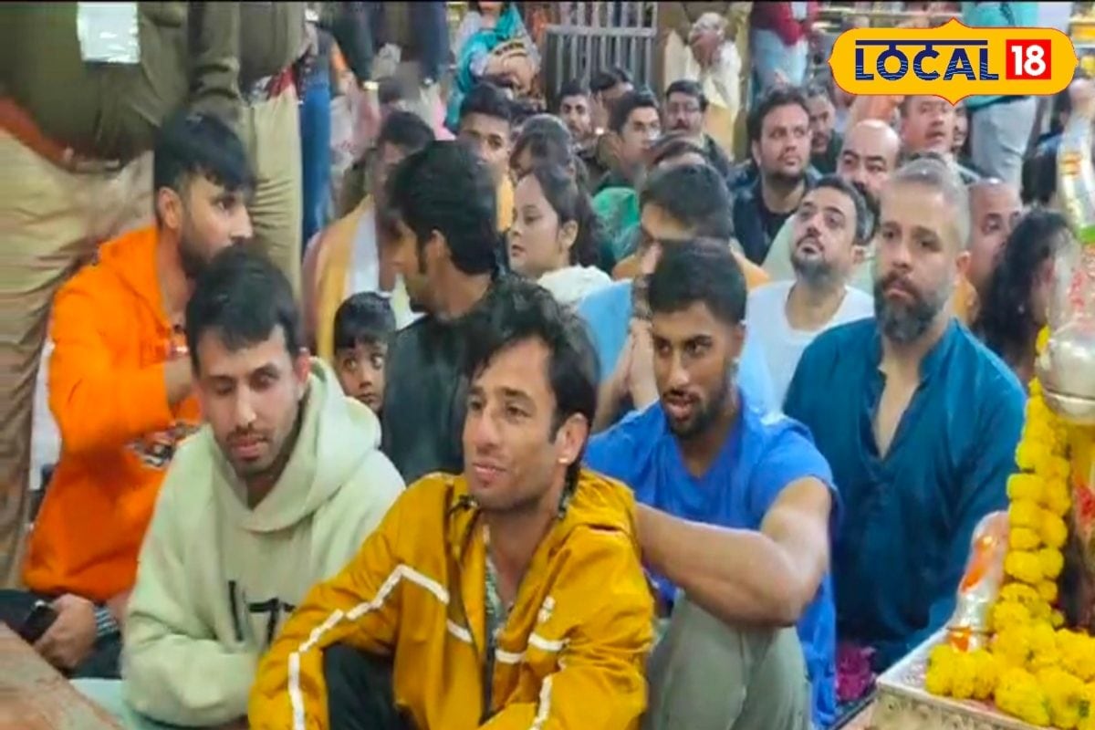 मकर संक्रांति पर महाकाल की आरती करने पहुंचे क्रिकेटर, देखिए Exclusive Video