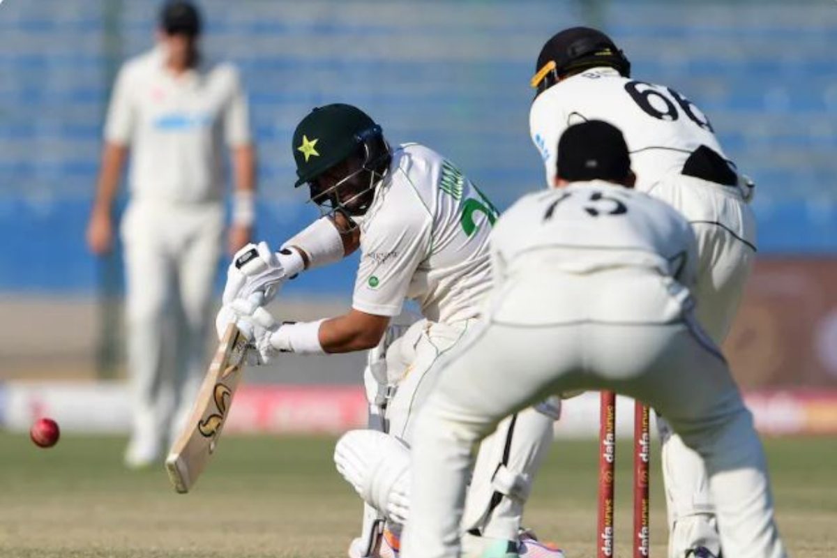 AUS vs PAK: इंजमाम के भतीजे को किया गया बाहर, 21 साल के युवा की चमकी किस्मत