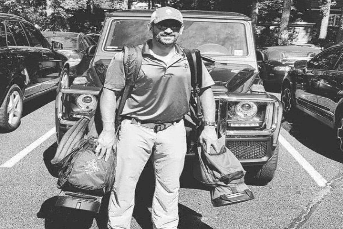 सचिन-धोनी, विराट-रोहित कई लग्‍जरी कारों के मालिक, पहनते हैं करोड़ों की घड़ियां