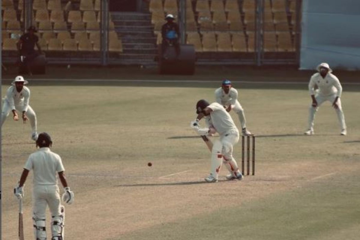 नहीं थम रहा रियान पराग का बल्ला, बैक टू बैक रणजी ट्रॉफी में जड़ा दूसरा शतक