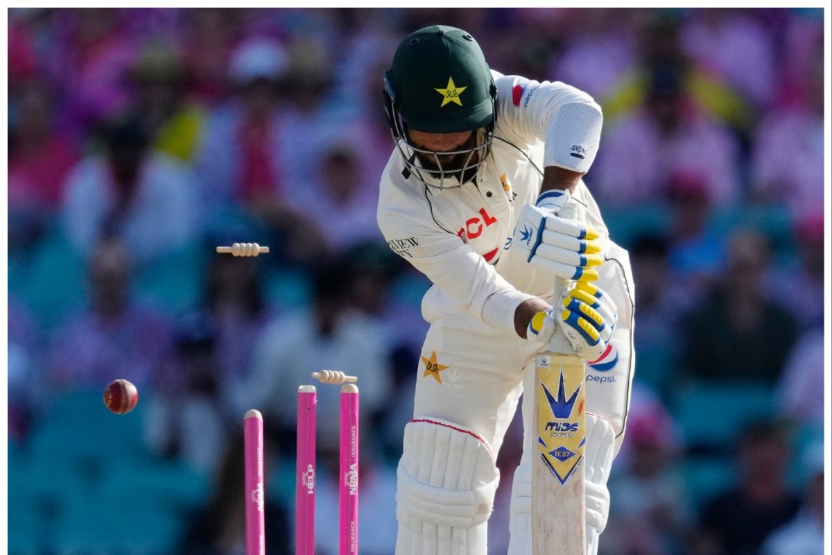 पाकिस्तान का शर्मनाक सरेंडर, खाता खोलने को तरसे बैटर, जोश ने किया डब्बा गोल