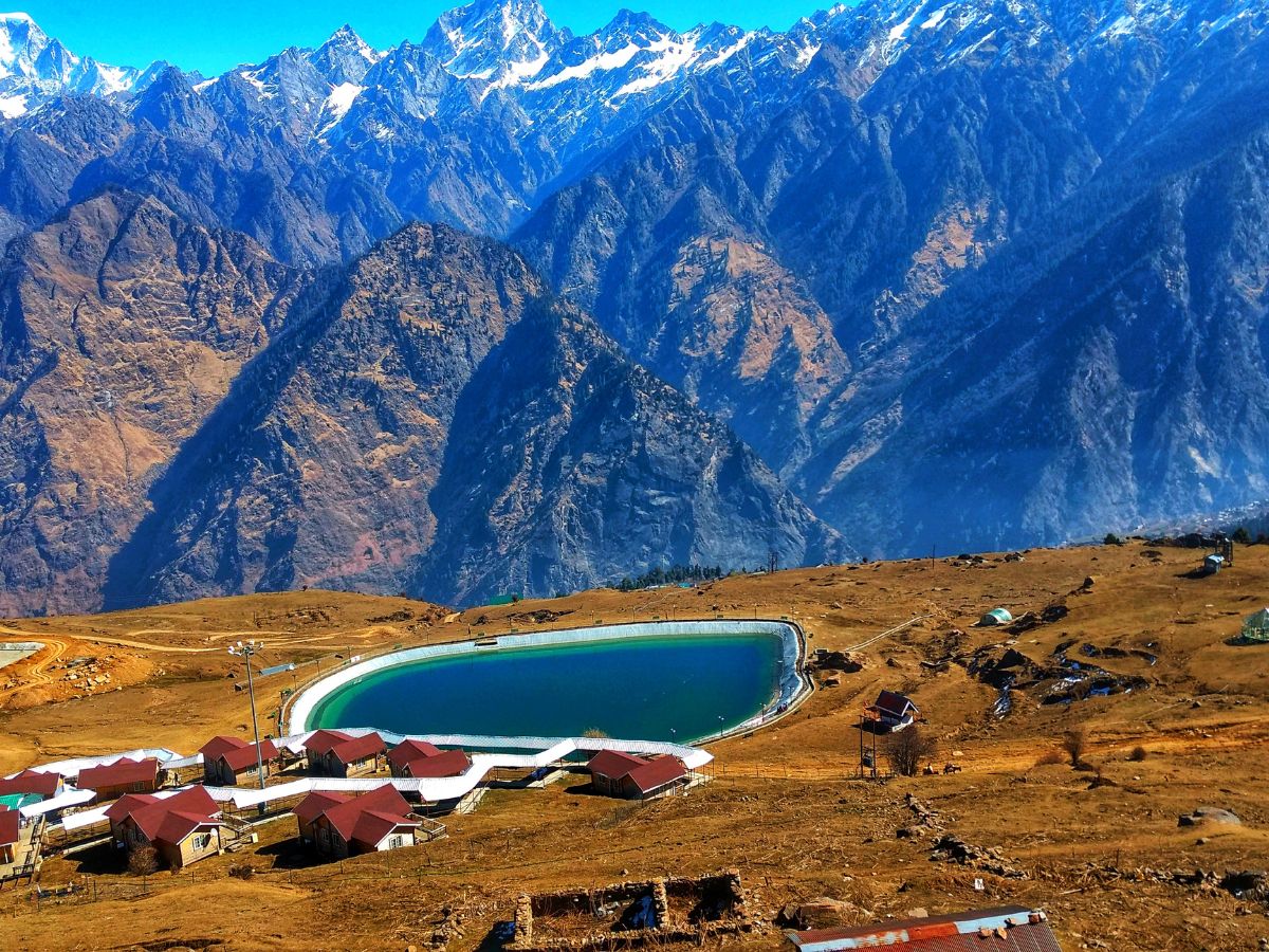 auli for winter travel