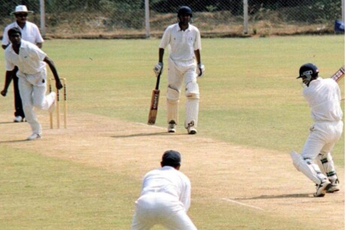 सहवाग से भी खूंखार बल्लेबाजी, 21 छक्के जमाकर अग्रवाल ने ठोकी ट्रिपल सेंचुरी