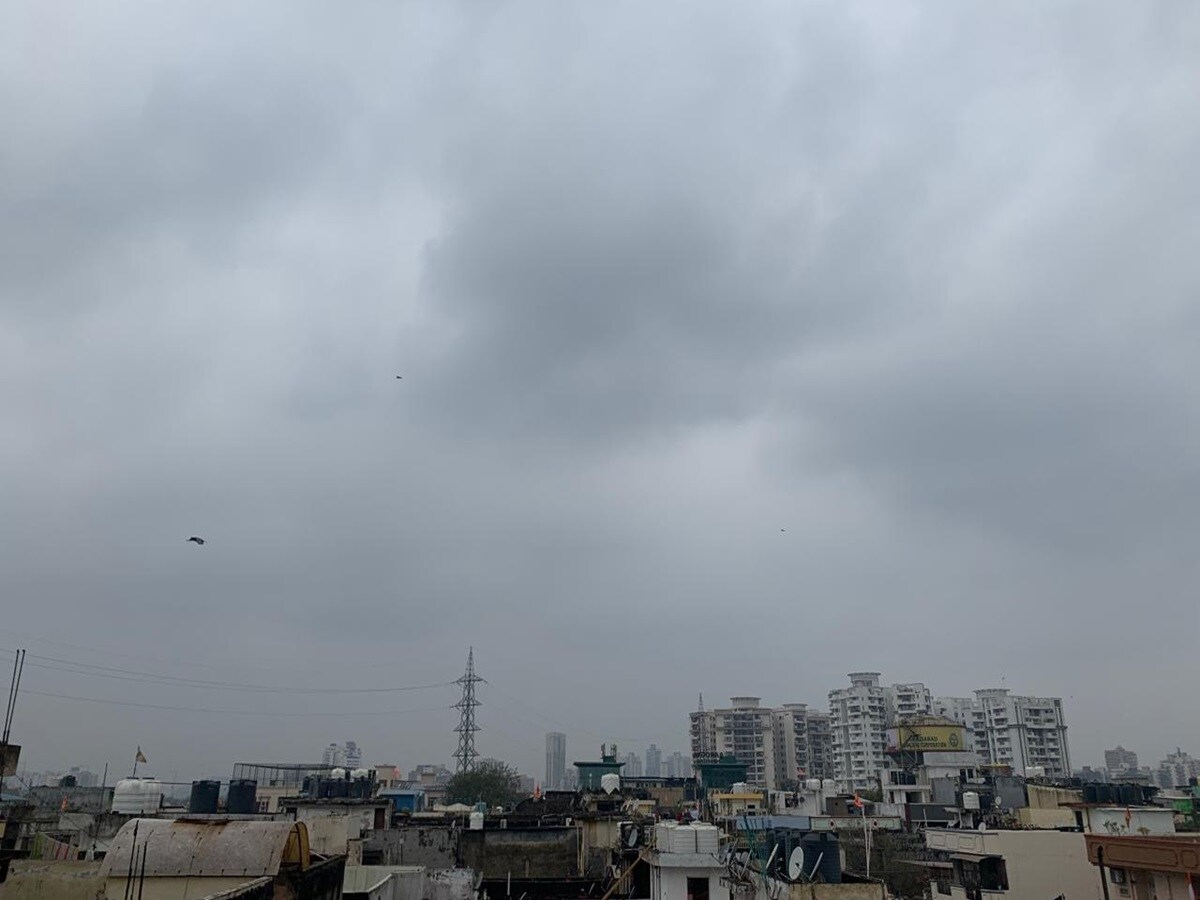 today AQI LEVEL IN NOIDA , today air quality index in delhi ncr , today aqi level in ghaziabad, aqi level in delhi , delhi rain update news , delhi ncr weather news in hindi , delhi noida weather news , imd new weather update , delhi weather update today , imd weather forecast friday , weather delhi news , Does delhi have good air quality , Does noida have good air quality , दिल्ली में मौसम हुआ सुहाना , दिल्ली-एनसीआर की वायु की गुणवत्ता में सुधार , नोएडा की हवा कितनी शुद्ध , दिल्ली में सांस लेना हुआ आसान , दिल्ली-एनसीआर का मौसम का हाल ,