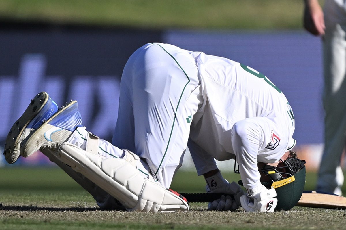 रचिन रविंद्र गेंदबाजी में चमके, साउथ अफ्रीका के पहले दिन 6 विकेट गिरे