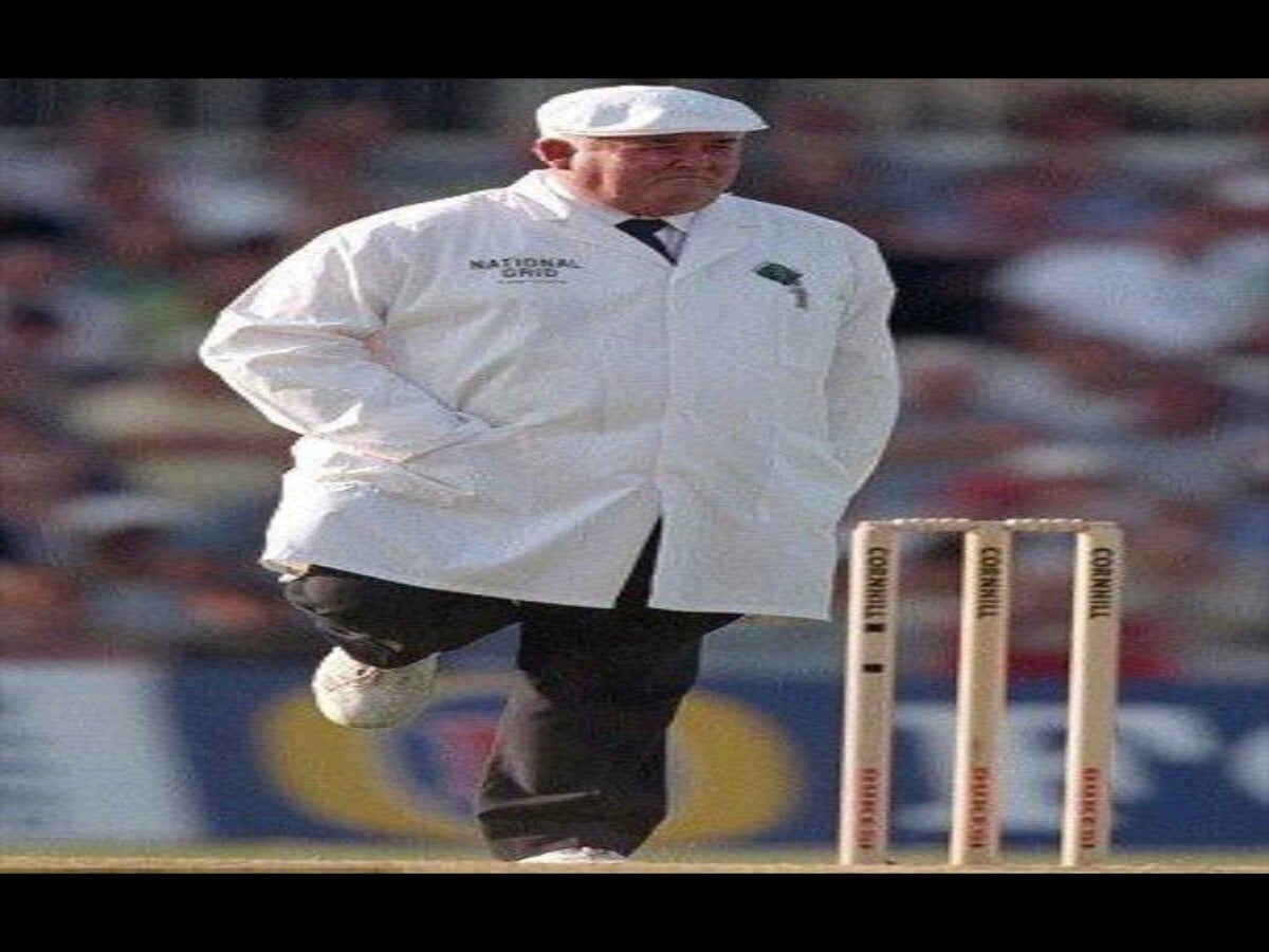 Cricket Umpire, Steve Bucknor, Billy Bowden, David Shepherd, Simon Taufel, Darrell Hair 