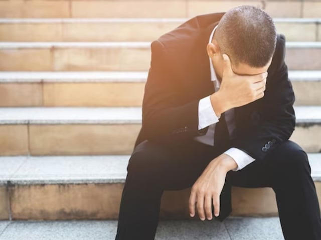 एकसाथ 4000 लोग बेरोजगार! आखिर ये कंपनी क्यों उठा रही है खतरनाक कदम एकसाथ 4000 लोग बेरोजगार! आखिर ये कंपनी क्यों उठा रही है खतरनाक कदम