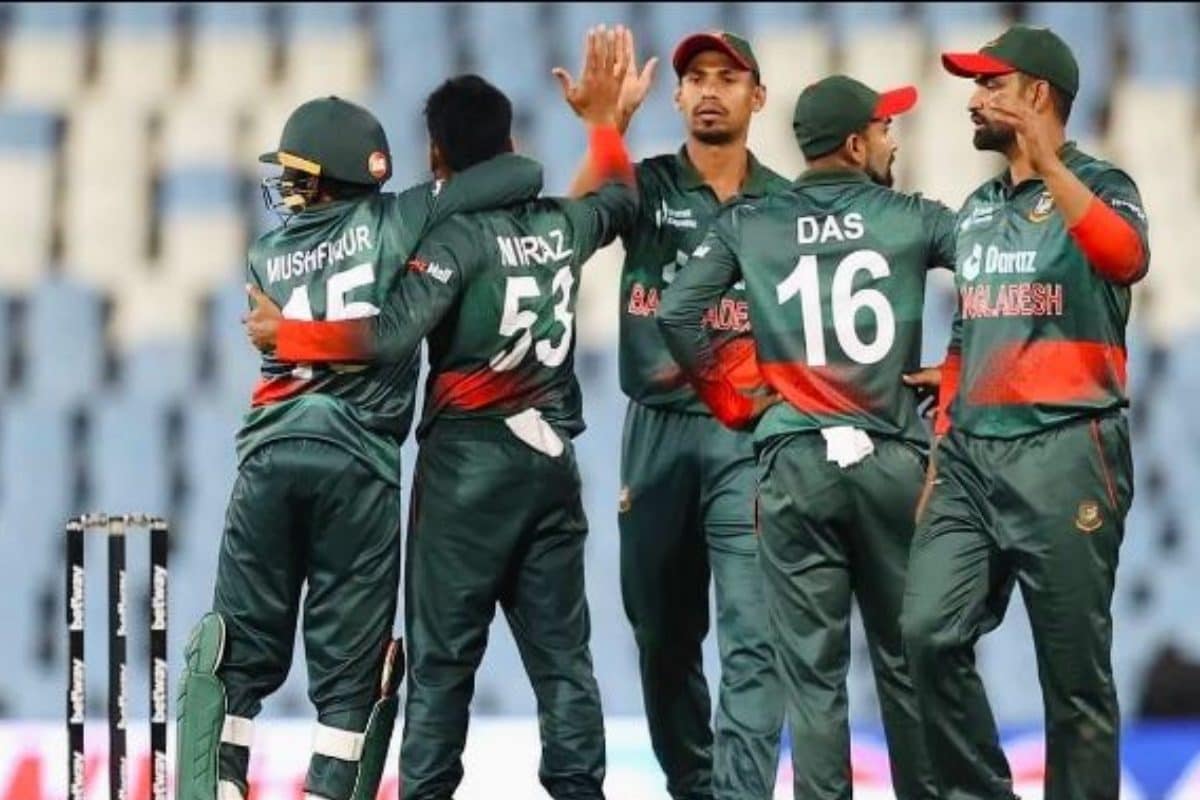 VIDEO: क्रिकेटर हुआ लहूलुहान, सिर पर लगी गेंद, अस्पताल में कराया गया एडमिट