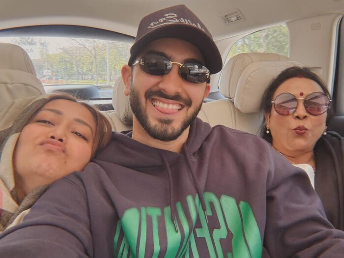 नेहा कक्कड़ के तलाक की खबर आई सामने, इसी वजह से लिया था गैप 3 Neha kakkar rohanpreet-2024-02-fc2c0fab1cfc14e8c8a20ba88ac11529