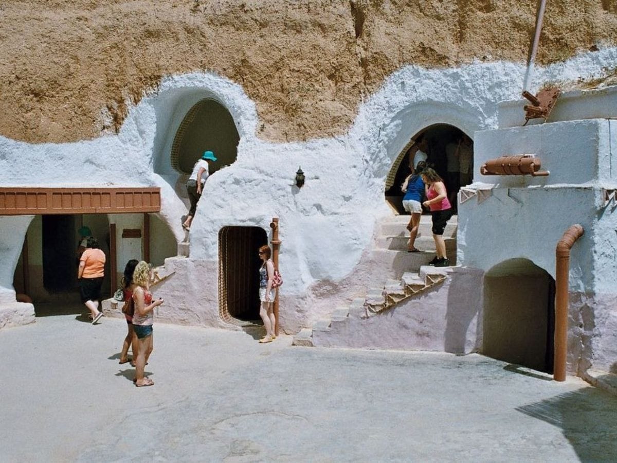 Paatal Lok, Berbers of Matmata, village in Tunisia, unique village, people who leave inside Earth