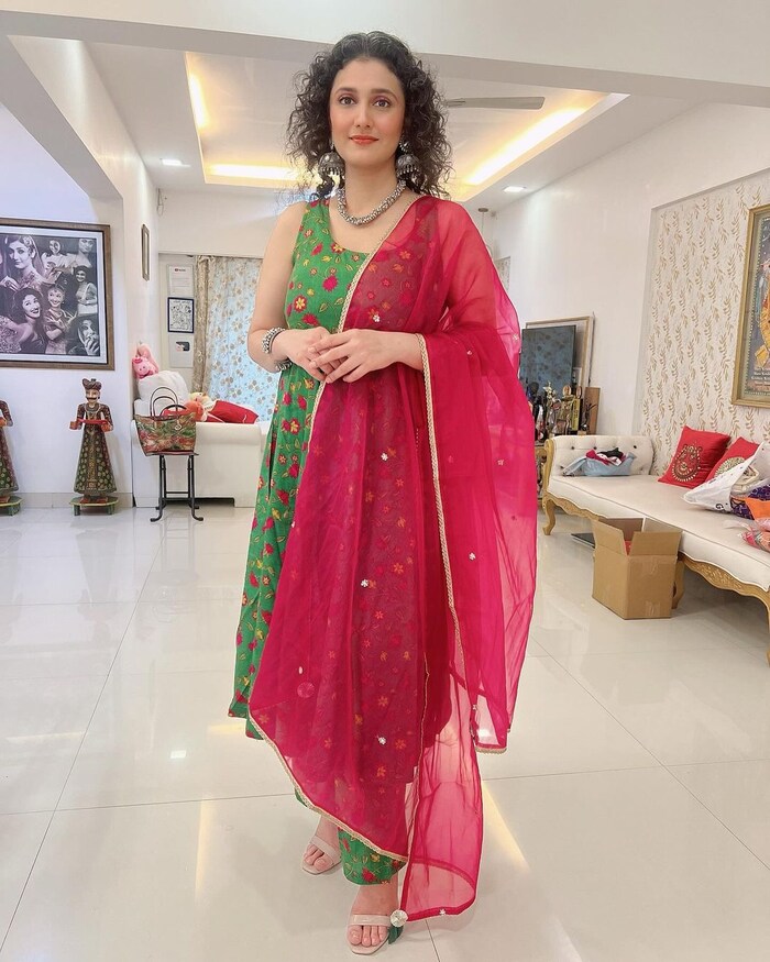 Ragini khanna Govinda Relations