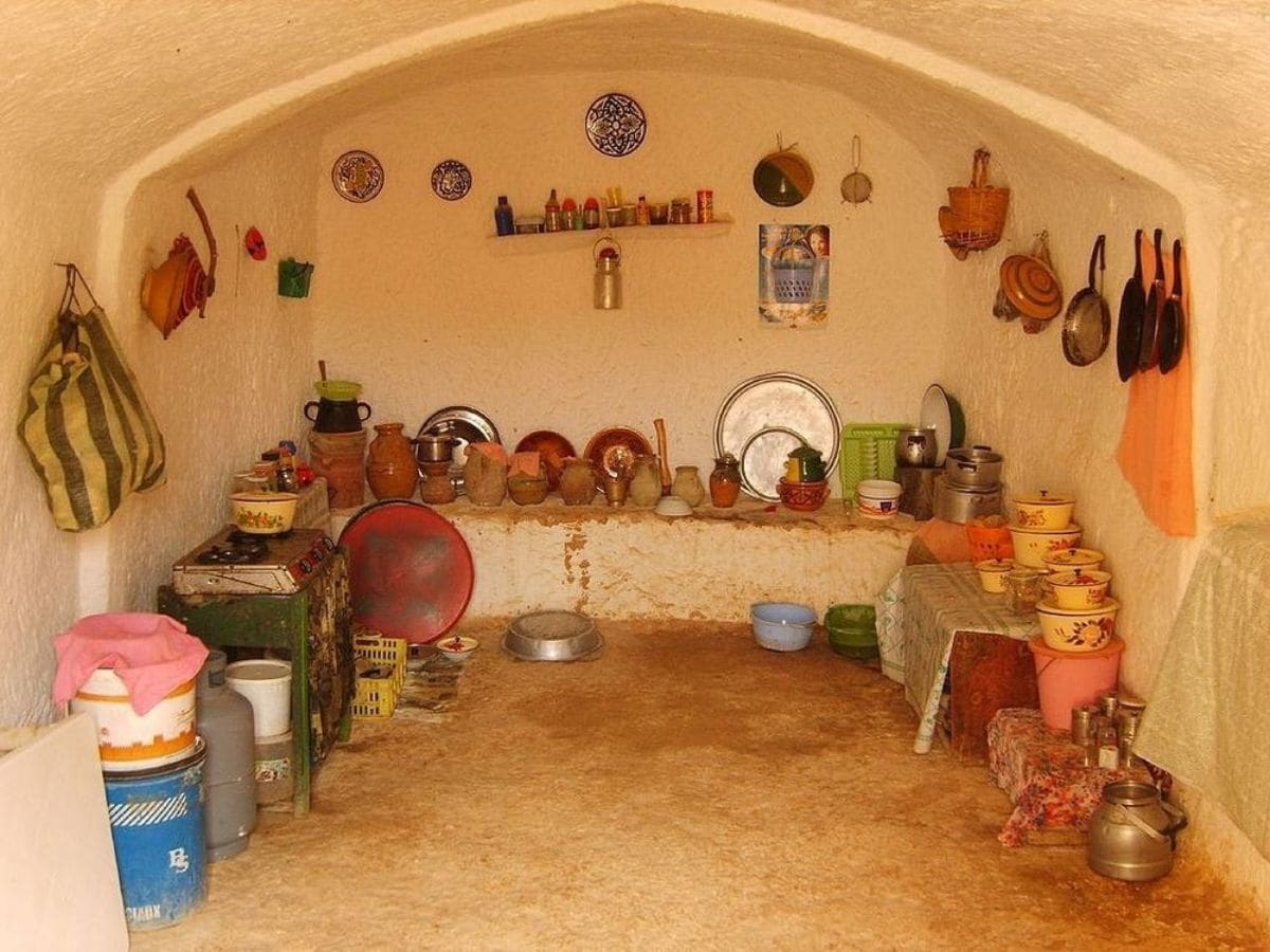 Paatal Lok, Berbers of Matmata, village in Tunisia, unique village, people who leave inside Earth