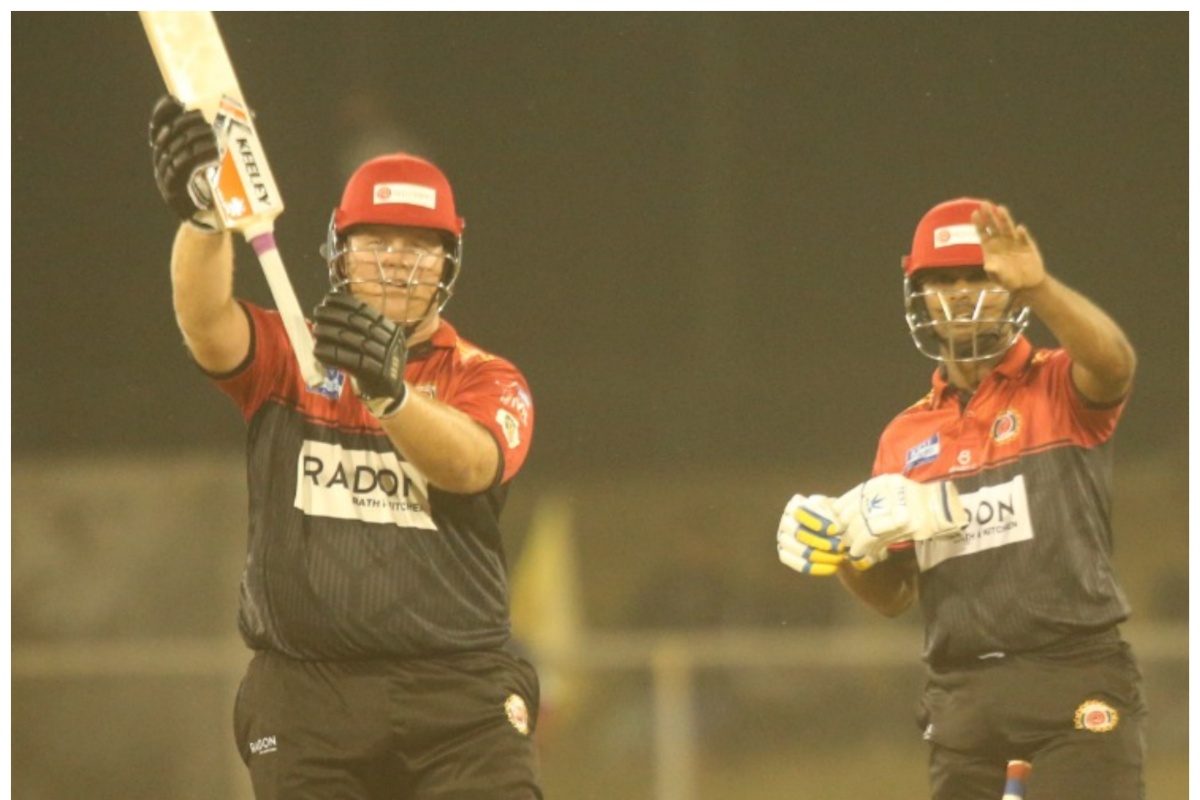 IVPL: कप्तान पहली गेंद पर बोल्ड, गुस्साए साथी ने ला दिया तूफान, श्रीसंथ...