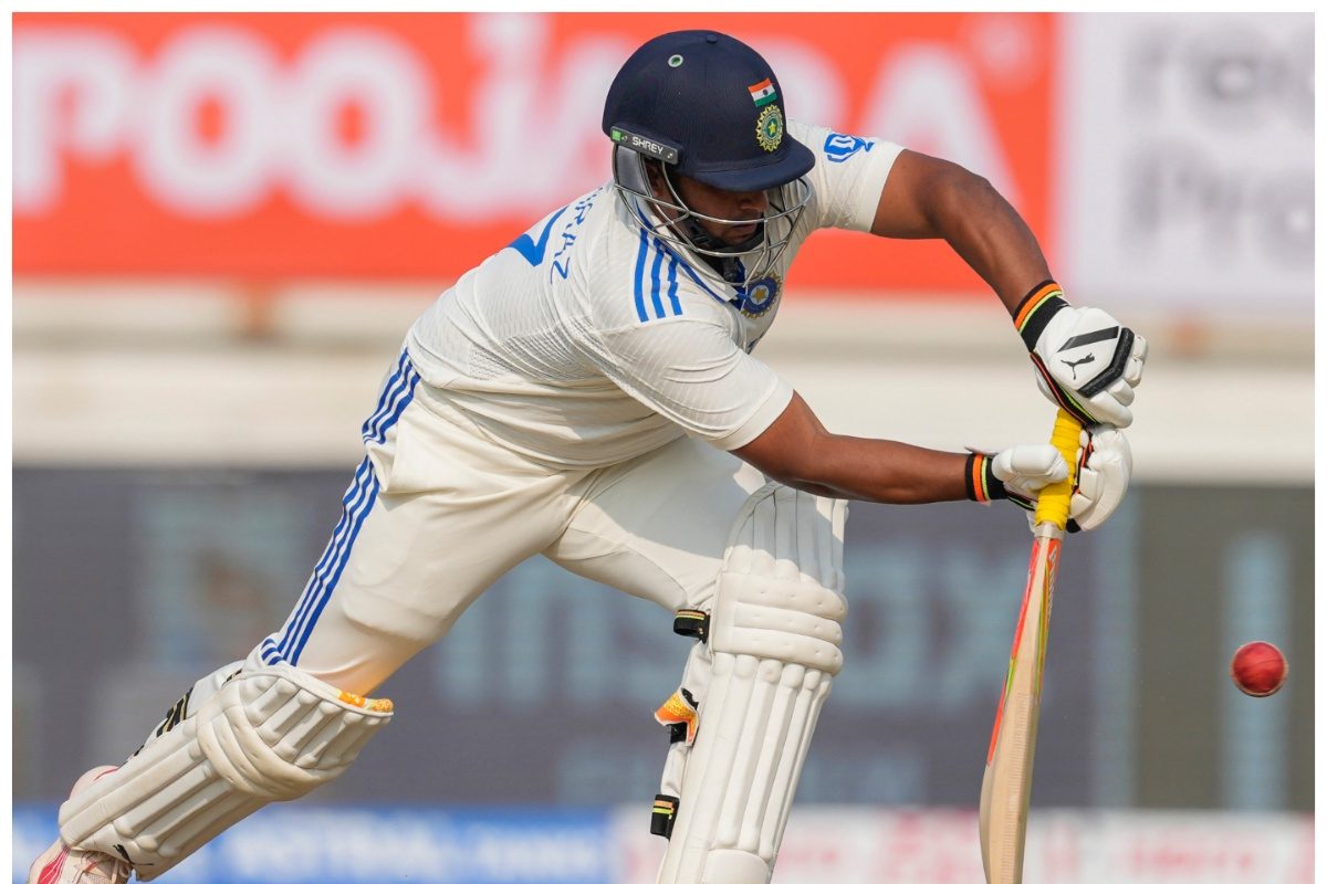 छोटे भाई ने जमाई डबल सेंचुरी, बड़ा 20 रन भी नहीं बना पाया