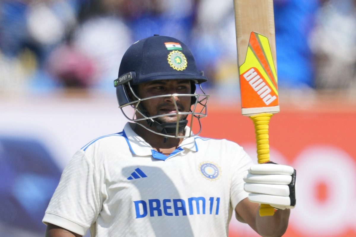 Ind vs Eng: सरफराज खान ने की सुनील गावस्कर और श्रेयस अय्यर के क्लब में एंट्री