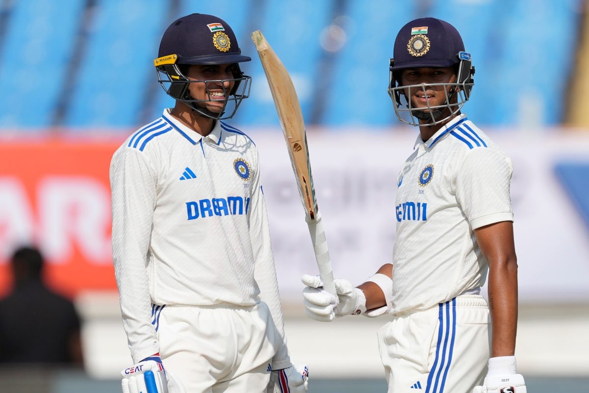 मान गए गुरु... यशस्वी जायसवाल ने पलक झपकते कर ली सहवाग की बराबरी