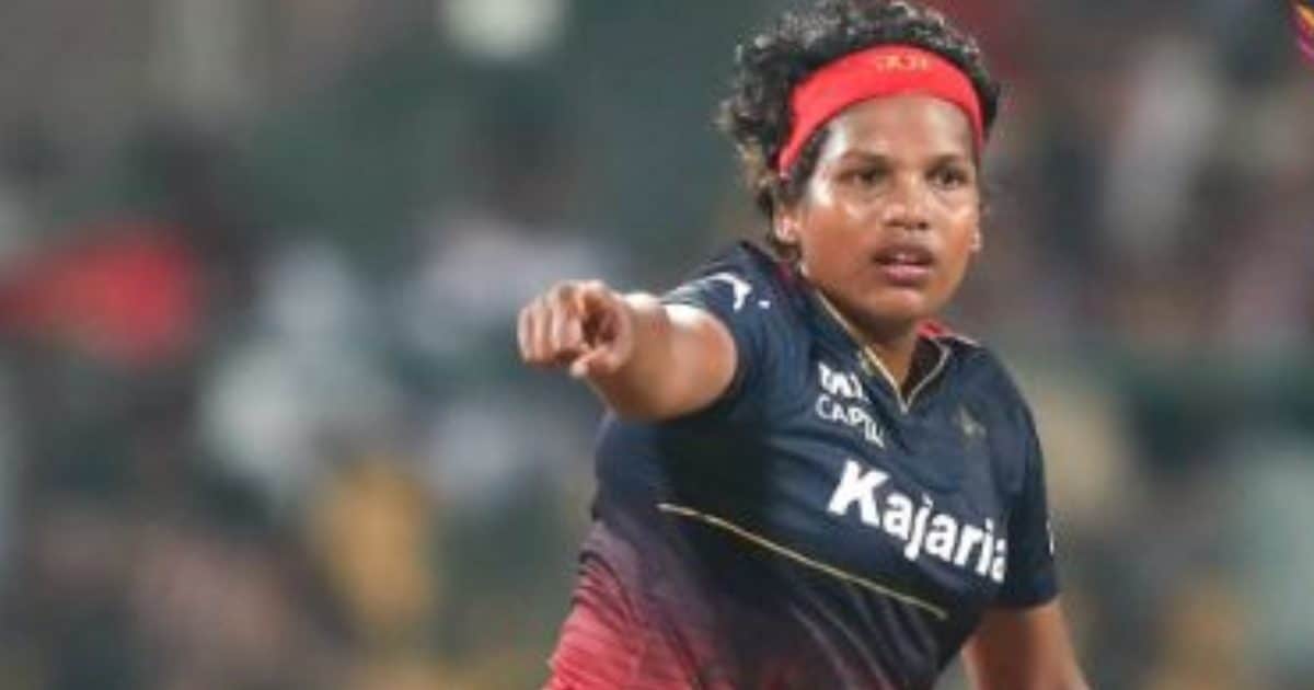 Shobhana Asha created history, RCB snatched victory from the jaws of UP, result came on the last ball